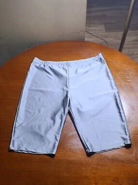 Fashion Nova Women's Light Gray Bike Shorts